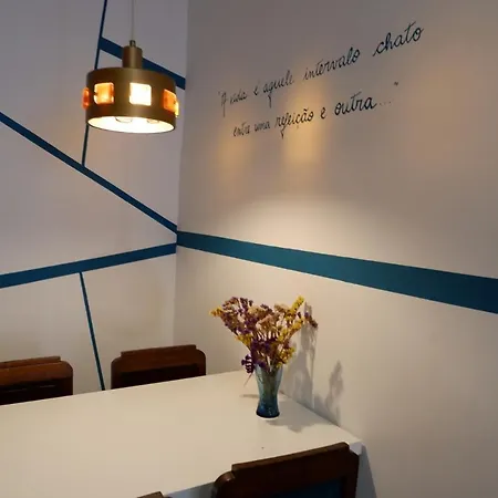 Hostal Casa Dos Poetas *