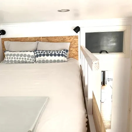 אכסניה Casa Dos Poetas קלדס דה ריינה