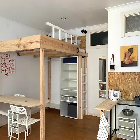 Casa Dos Poetas אכסניה קלדס דה ריינה