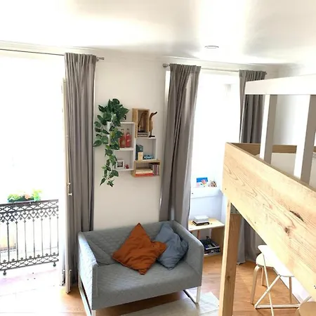 Hostal Casa Dos Poetas *