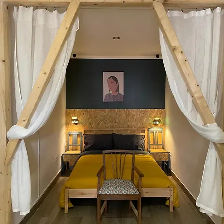 Casa Dos Poetas Hostal