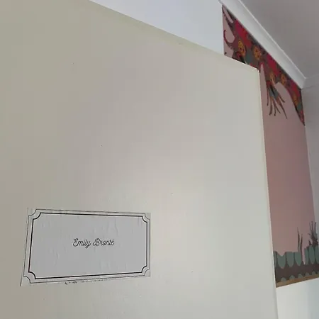 Hostel Casa Dos Poetas *