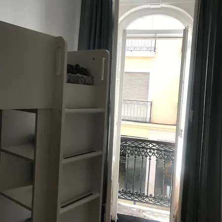 Casa Dos Poetas Ostello Caldas Da Rainha
