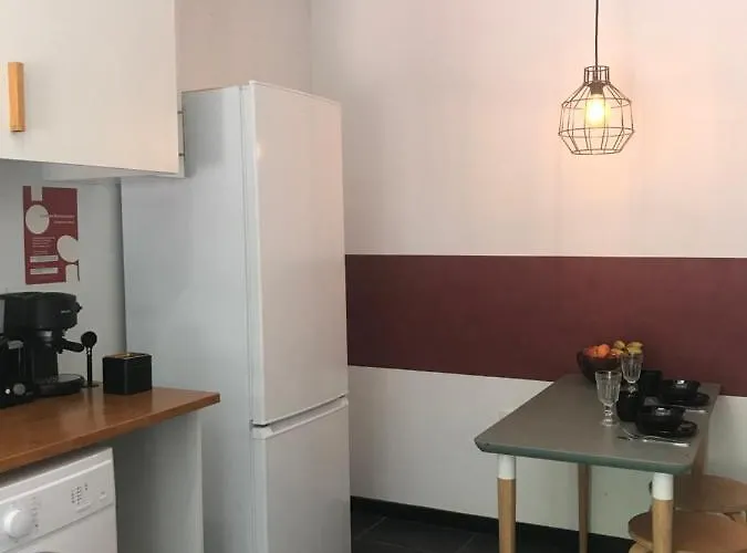 Casa Dos Poetas ホステル カルダス・ダ・ライーニャ