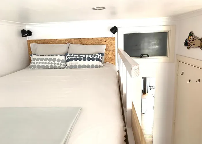 ホステル Casa Dos Poetas カルダス・ダ・ライーニャ