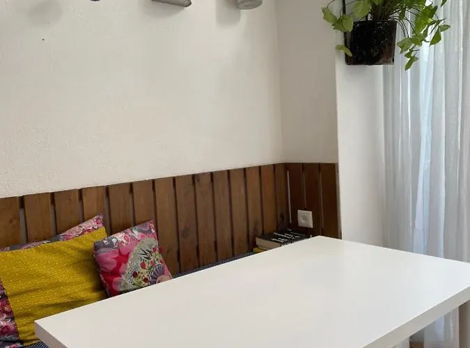 Casa Dos Poetas ホステル